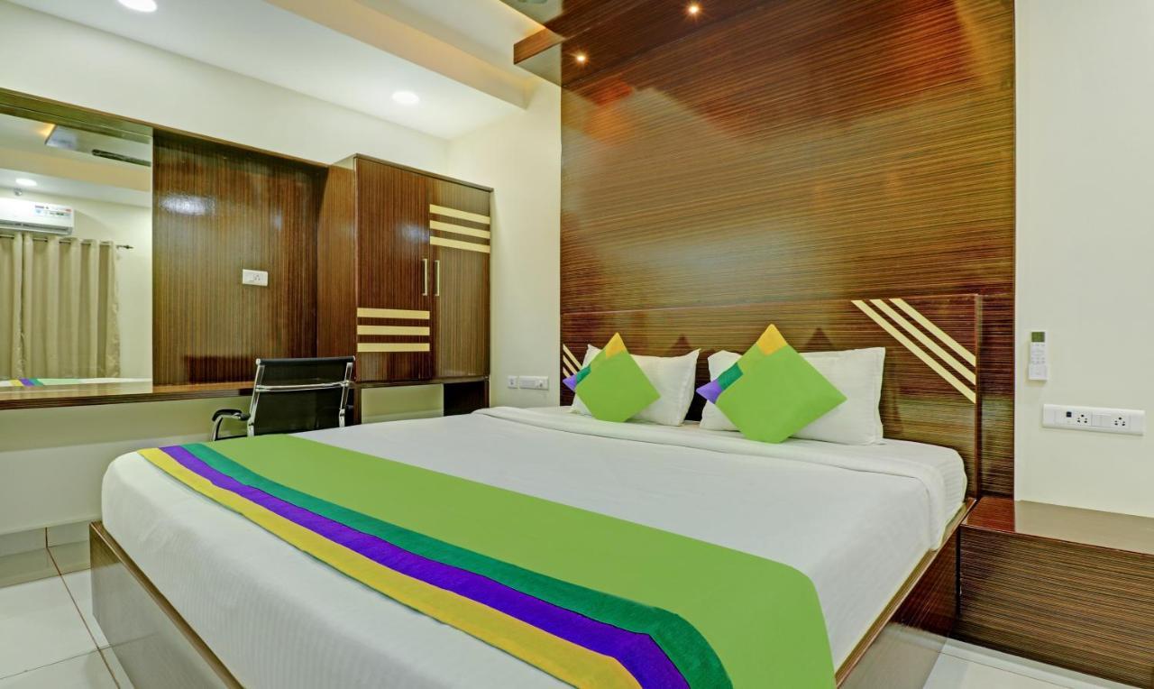 Treebo Trend Arka Vijayawada Hotel Ngoại thất bức ảnh