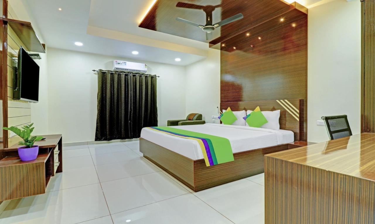 Treebo Trend Arka Vijayawada Hotel Ngoại thất bức ảnh