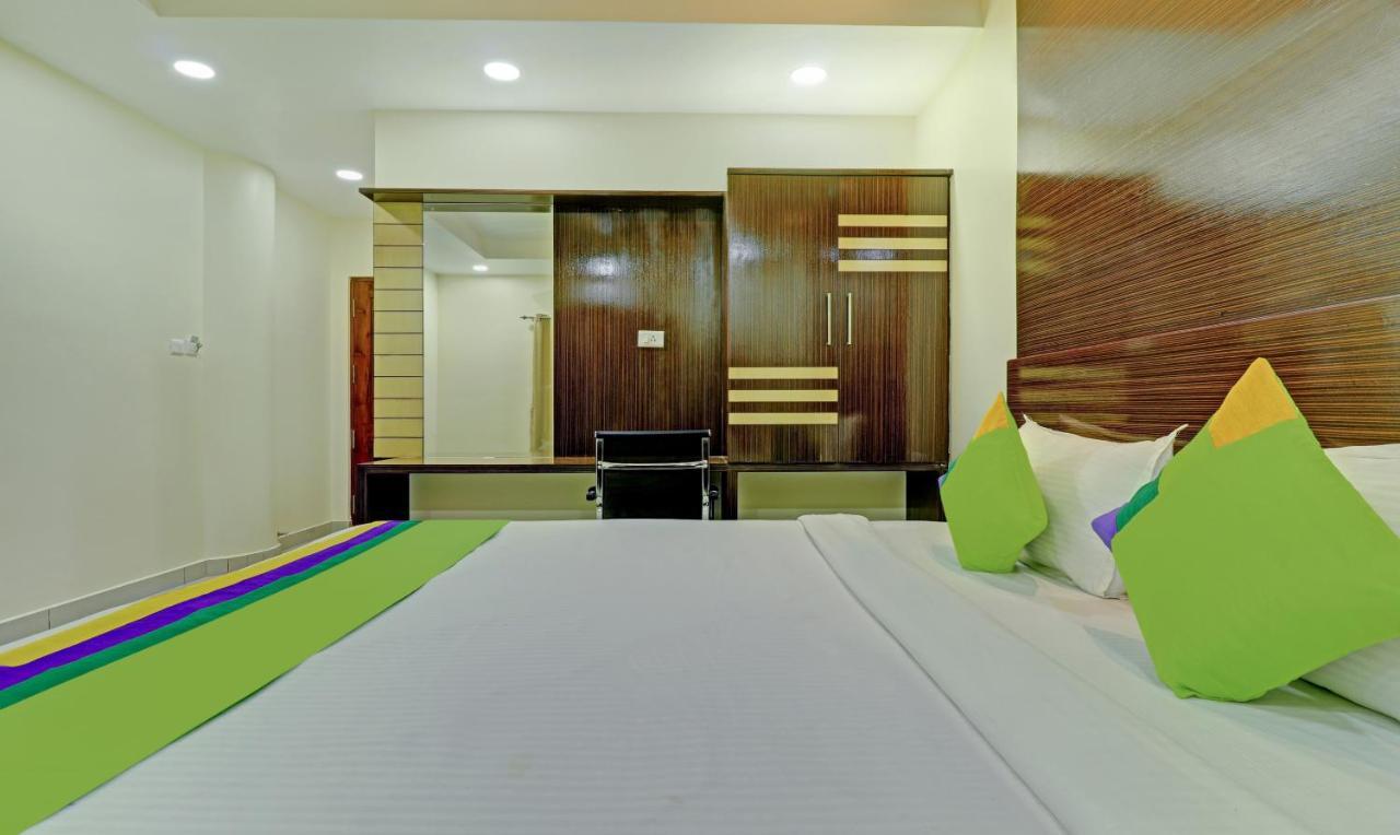 Treebo Trend Arka Vijayawada Hotel Ngoại thất bức ảnh