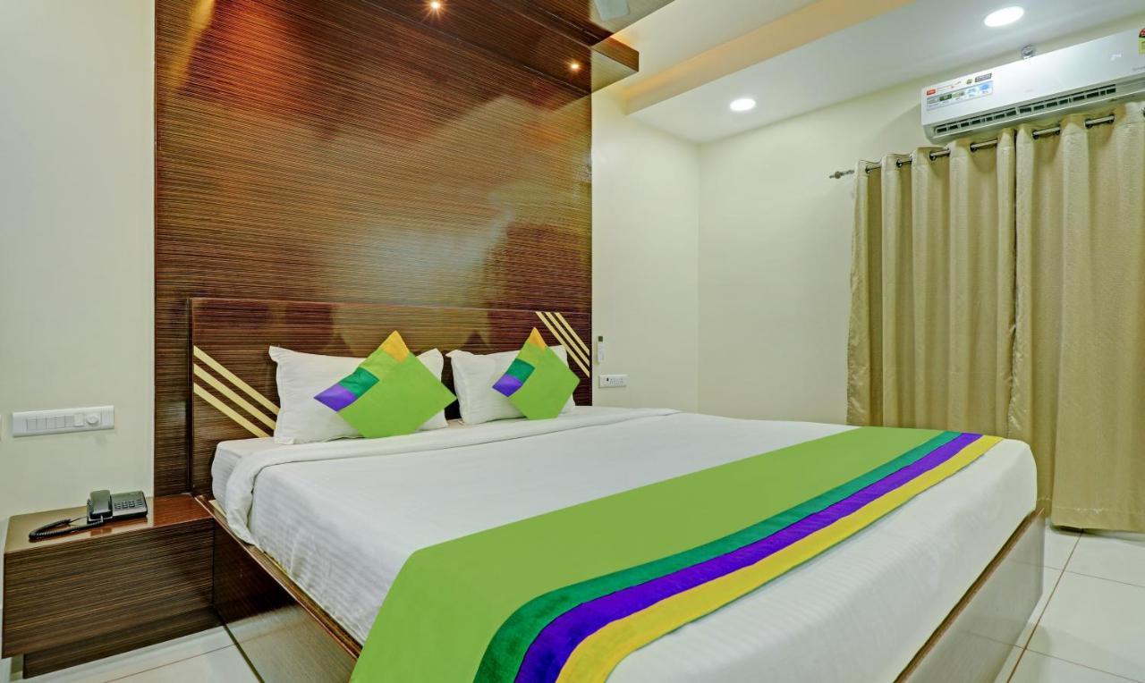 Treebo Trend Arka Vijayawada Hotel Ngoại thất bức ảnh