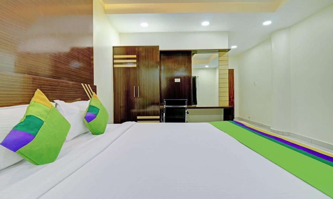 Treebo Trend Arka Vijayawada Hotel Ngoại thất bức ảnh